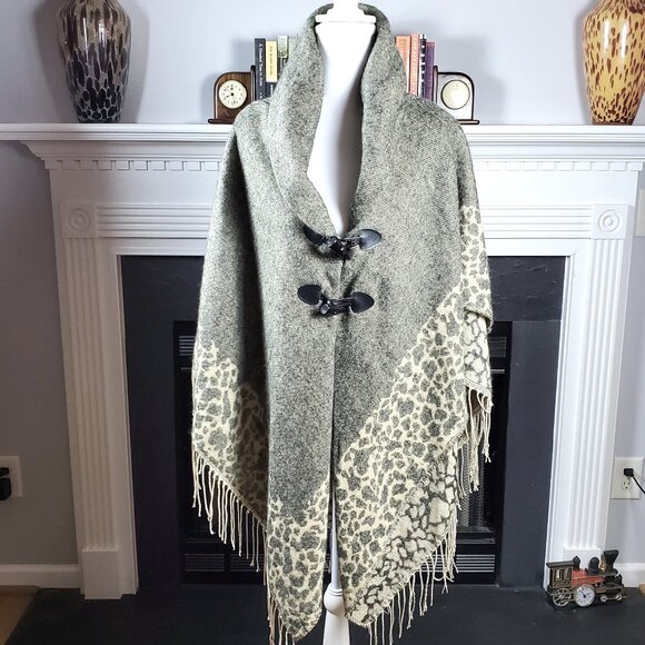 Leopard Trim Boho Cape | One Size - Picture 1 of 5